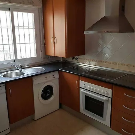 펜션 Stunning 2-bed House In W. Pool, A/c, Garage